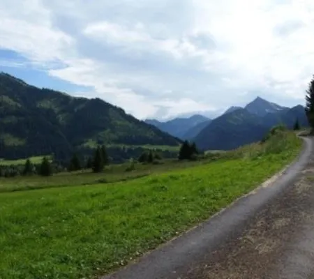 Haus Bergwelt * Grän